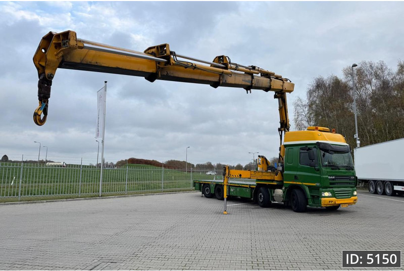 DAF CF 85.410 SC, Euro 5, 8x2 / Hiab 422 EP5 + Radio / 5x extendable - Камион со кран: слика 5 DAF CF 85.410 SC, Euro 5, 8x2 / Hiab 422 EP5 + Radio / 5x extendable - Камион со кран: слика 5