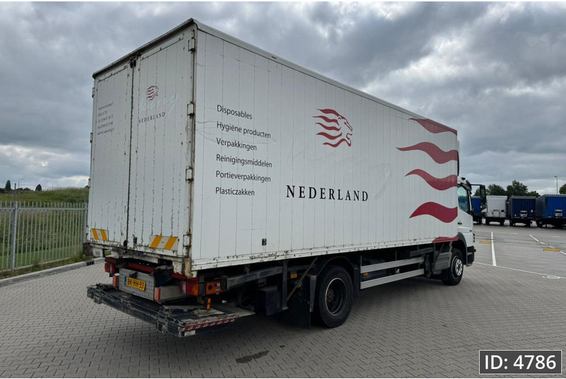 Mercedes-Benz Atego 1318 Day Cab, Euro 5, BDF / EPS automatic / DHOLLANDIA 2000KG - Транспортер на контејнер/ Камион со променливо тело: слика 3 Mercedes-Benz Atego 1318 Day Cab, Euro 5, BDF / EPS automatic / DHOLLANDIA 2000KG - Транспортер на контејнер/ Камион со променливо тело: слика 3