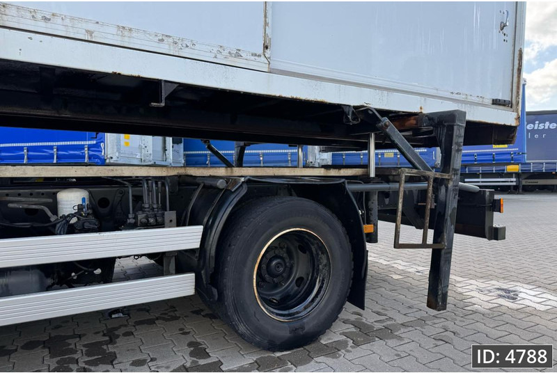Mercedes-Benz Atego 816 Day Cab, Euro 5, BDF / EPS automatic / standklima / Hydraulic system - Транспортер на контејнер/ Камион со променливо тело: слика 5 Mercedes-Benz Atego 816 Day Cab, Euro 5, BDF / EPS automatic / standklima / Hydraulic system - Транспортер на контејнер/ Камион со променливо тело: слика 5