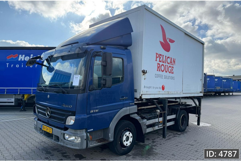 Mercedes-Benz Atego 816 Day Cab, Euro 5, BDF / EPS automatic / standklima / Hydraulic system - Транспортер на контејнер/ Камион со променливо тело: слика 2 Mercedes-Benz Atego 816 Day Cab, Euro 5, BDF / EPS automatic / standklima / Hydraulic system - Транспортер на контејнер/ Камион со променливо тело: слика 2