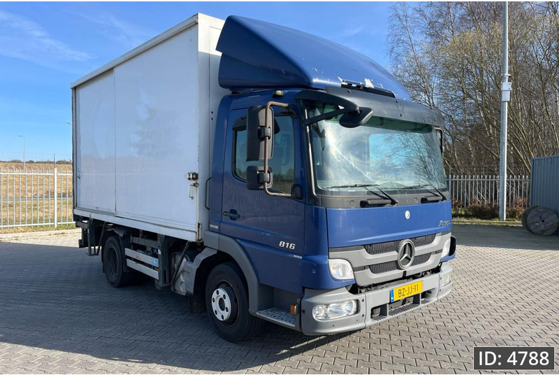 Mercedes-Benz Atego 816 Day Cab, Euro 5, BDF / EPS automatic / standklima / Hydraulic system - Транспортер на контејнер/ Камион со променливо тело: слика 4 Mercedes-Benz Atego 816 Day Cab, Euro 5, BDF / EPS automatic / standklima / Hydraulic system - Транспортер на контејнер/ Камион со променливо тело: слика 4