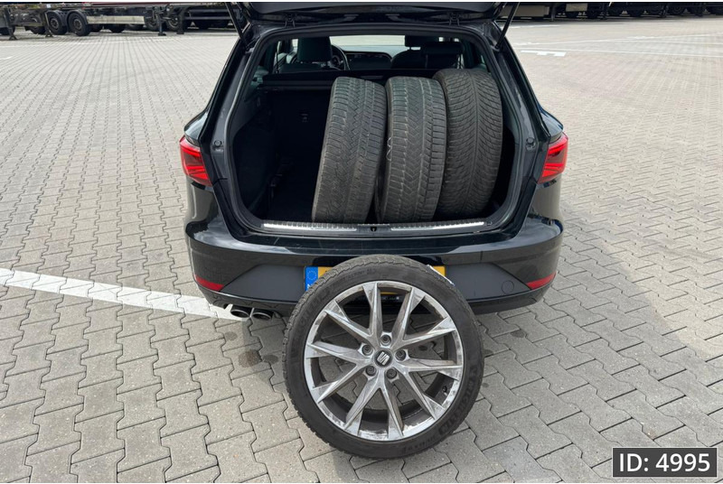 SEAT Leon ST FR 2.0 Euro 6, DSG/Pano/Camera/Keyless/Extra winterset - Автомобил: слика 5 SEAT Leon ST FR 2.0 Euro 6, DSG/Pano/Camera/Keyless/Extra winterset - Автомобил: слика 5