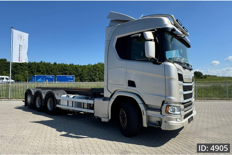 Scania R540 Topline, Euro 6, / 8x4 / Lift axle / frame 7.4 m - Камион со кабинска шасија: слика 4 Scania R540 Topline, Euro 6, / 8x4 / Lift axle / frame 7.4 m - Камион со кабинска шасија: слика 4