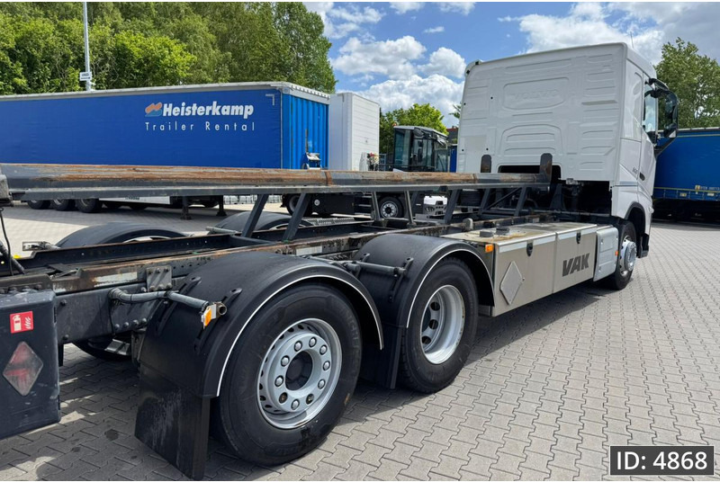 Volvo FH 500 Globetrotter, Euro 6, / 6x2 / Hydraulic body / frame 7.4 m / Tail lift - Транспортер на контејнер/ Камион со променливо тело: слика 5 Volvo FH 500 Globetrotter, Euro 6, / 6x2 / Hydraulic body / frame 7.4 m / Tail lift - Транспортер на контејнер/ Камион со променливо тело: слика 5