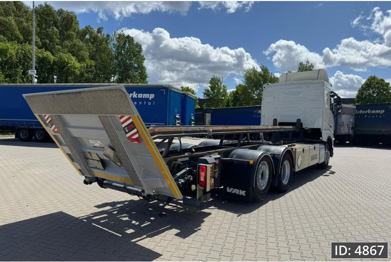 Volvo FH 500 Globetrotter, Euro 6, / 6x2 / Hydraulic body / frame 7.4 m / Tail lift - Транспортер на контејнер/ Камион со променливо тело: слика 3 Volvo FH 500 Globetrotter, Euro 6, / 6x2 / Hydraulic body / frame 7.4 m / Tail lift - Транспортер на контејнер/ Камион со променливо тело: слика 3