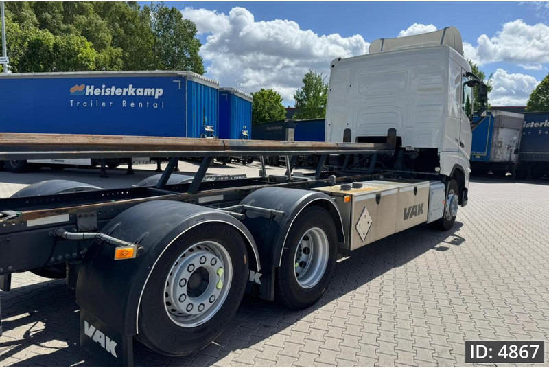 Volvo FH 500 Globetrotter, Euro 6, / 6x2 / Hydraulic body / frame 7.4 m / Tail lift - Транспортер на контејнер/ Камион со променливо тело: слика 4 Volvo FH 500 Globetrotter, Euro 6, / 6x2 / Hydraulic body / frame 7.4 m / Tail lift - Транспортер на контејнер/ Камион со променливо тело: слика 4