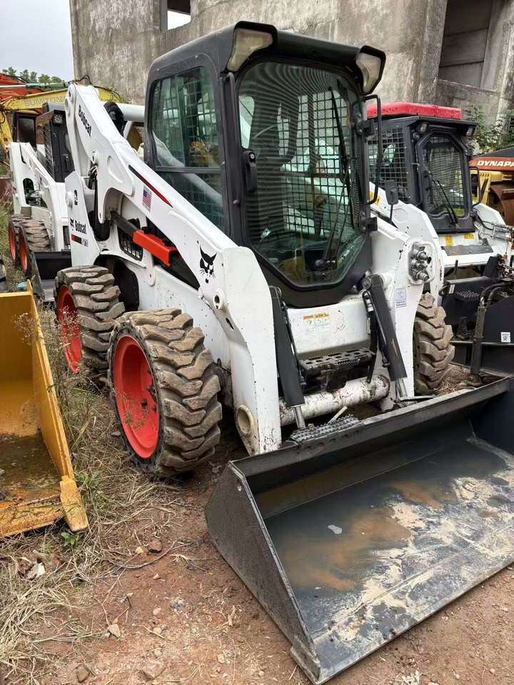 BOBCAT S770 Skid Steer Loader Click for Discount - Компактен натоварувач: слика 3 BOBCAT S770 Skid Steer Loader Click for Discount - Компактен натоварувач: слика 3