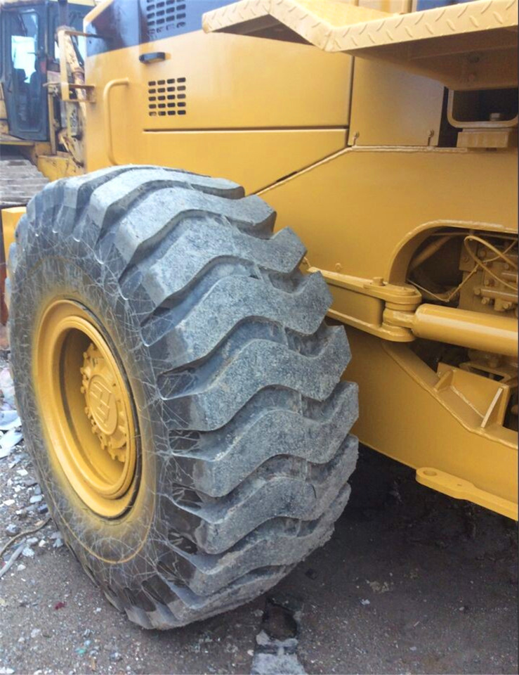 CAT Wheel Loader CAT 950F - Натоварувач на тркала: слика 4 CAT Wheel Loader CAT 950F - Натоварувач на тркала: слика 4
