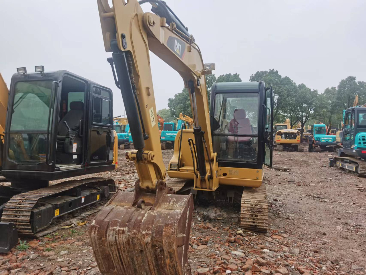 CATERPILLAR 306D - Багер гасеничар: слика 4 CATERPILLAR 306D - Багер гасеничар: слика 4