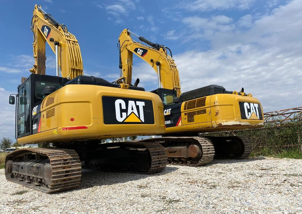 CATERPILLAR 330D2L - Багер гасеничар: слика 2 CATERPILLAR 330D2L - Багер гасеничар: слика 2