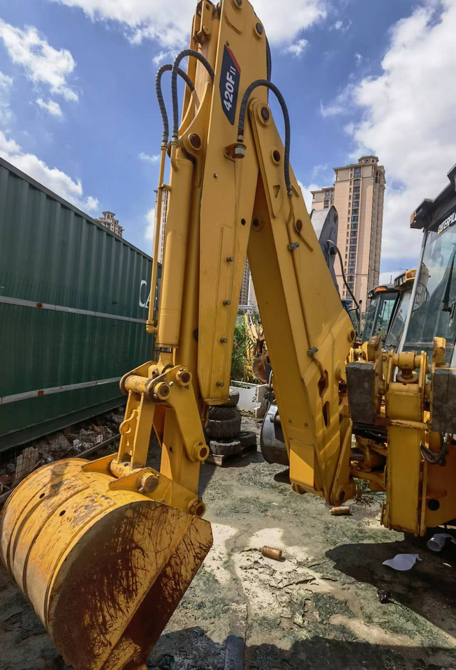 CATERPILLAR 420F - Ровокопач: слика 4 CATERPILLAR 420F - Ровокопач: слика 4