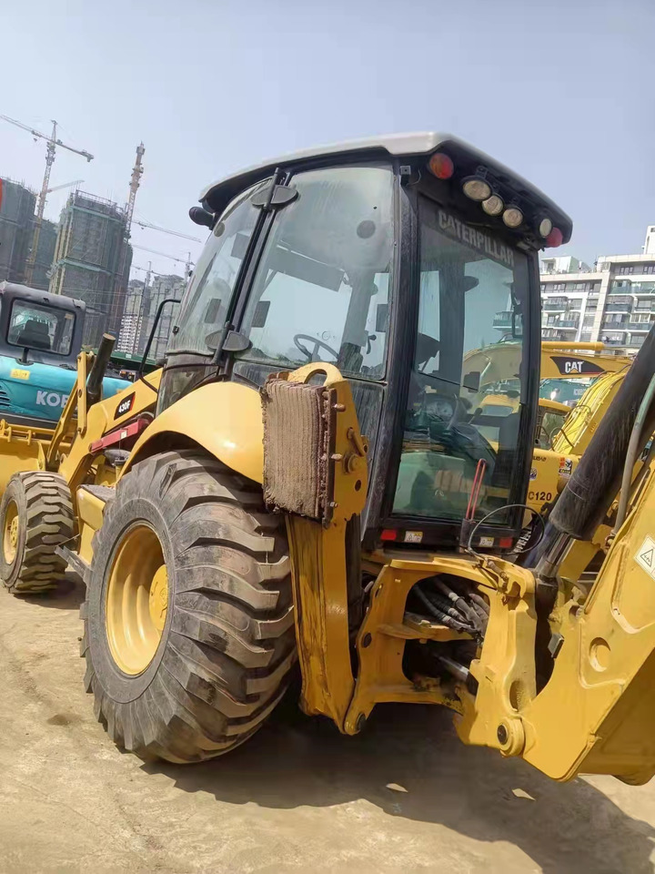 CATERPILLAR 430F - Ровокопач: слика 2 CATERPILLAR 430F - Ровокопач: слика 2