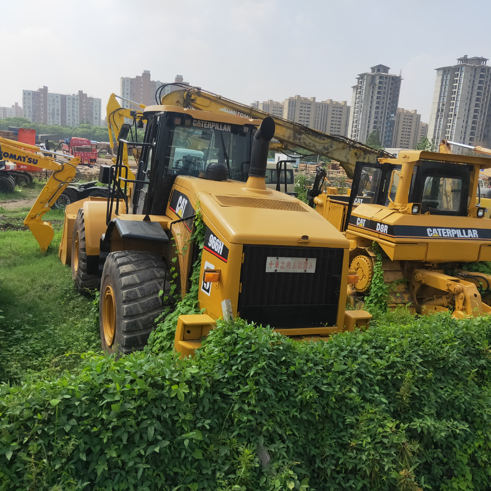 CATERPILLAR 966H - Натоварувач на тркала: слика 2 CATERPILLAR 966H - Натоварувач на тркала: слика 2