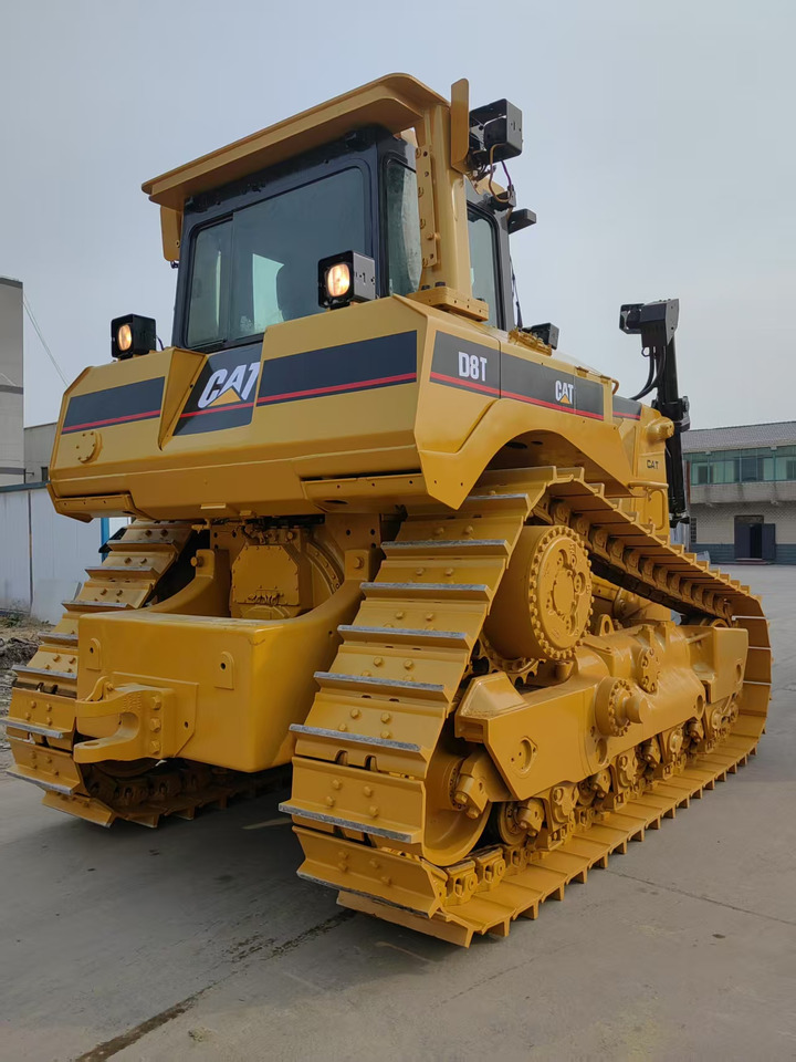 CATERPILLAR D8T - Булдожер: слика 1 CATERPILLAR D8T - Булдожер: слика 1