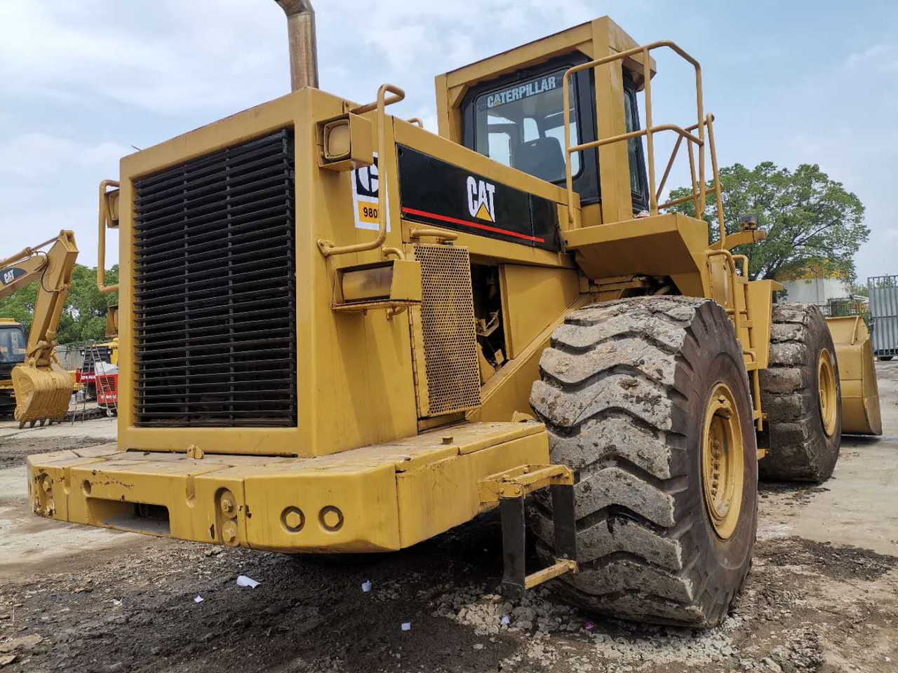 CATERPILLAR Wheel Loader CAT 980F - Натоварувач на тркала: слика 3 CATERPILLAR Wheel Loader CAT 980F - Натоварувач на тркала: слика 3