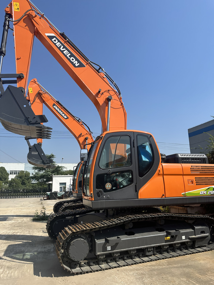 DOOSAN DX205 Crawler excavator Good condition - Багер гасеничар: слика 1 DOOSAN DX205 Crawler excavator Good condition - Багер гасеничар: слика 1