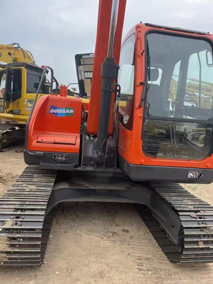 DOOSAN DX80 Mini excavator Excellent condition - Мини багер: слика 4 DOOSAN DX80 Mini excavator Excellent condition - Мини багер: слика 4
