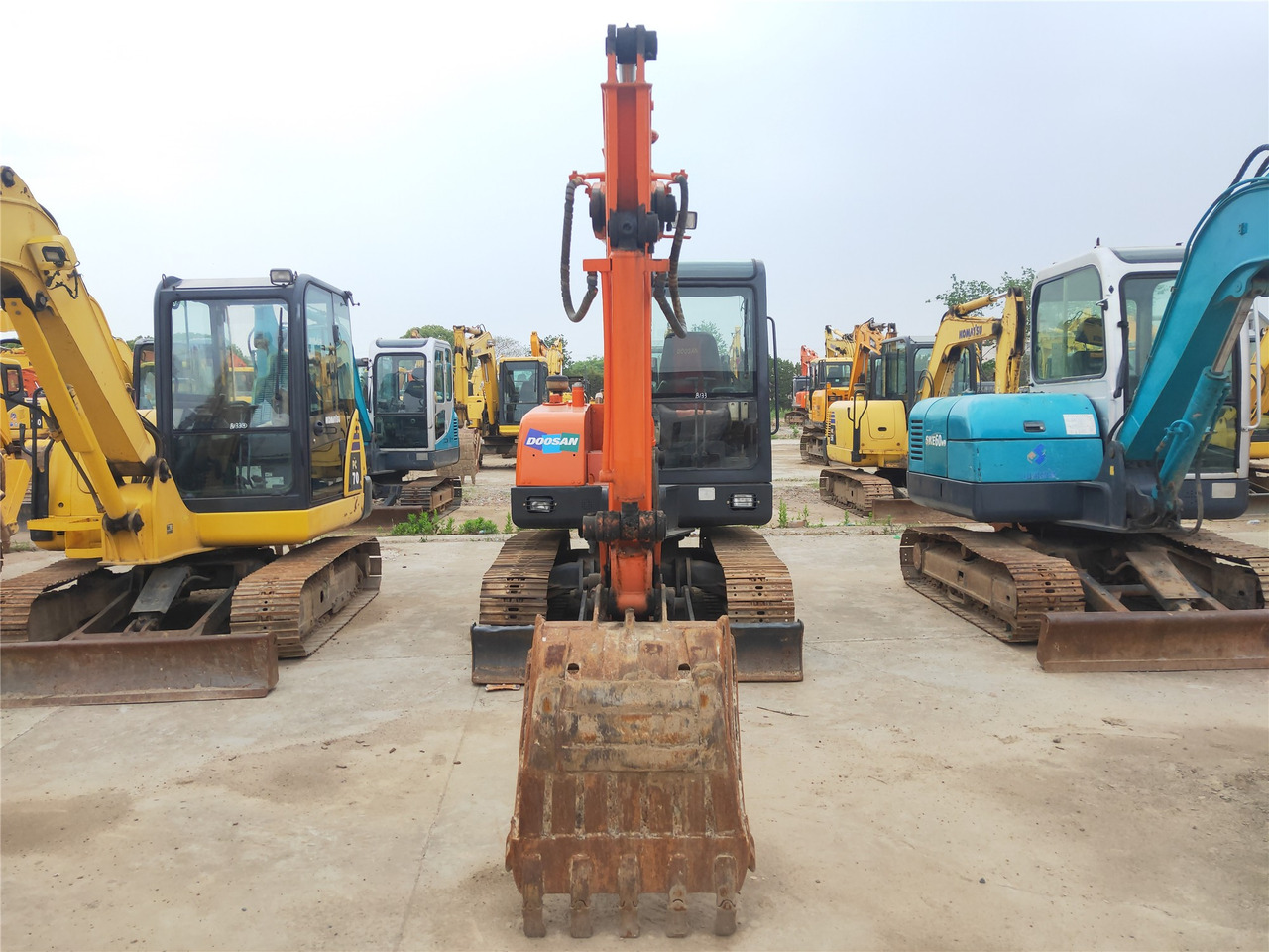 Doosan Crawler Excavator DH55 Good Condition Click for Discount - Багер гасеничар: слика 5 Doosan Crawler Excavator DH55 Good Condition Click for Discount - Багер гасеничар: слика 5