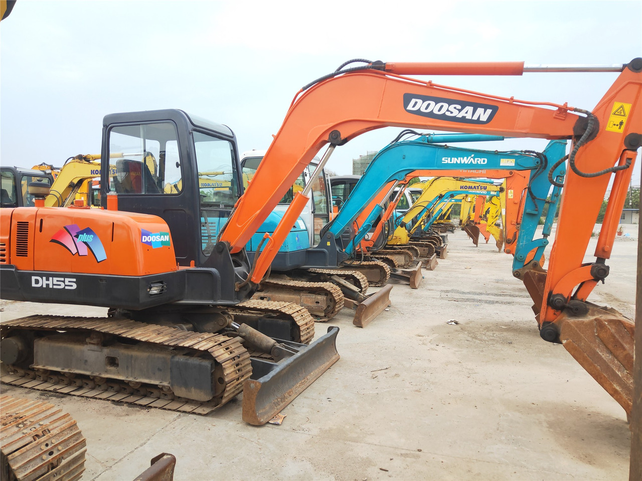 Doosan Crawler Excavator DH55 Good Condition Click for Discount - Багер гасеничар: слика 1 Doosan Crawler Excavator DH55 Good Condition Click for Discount - Багер гасеничар: слика 1