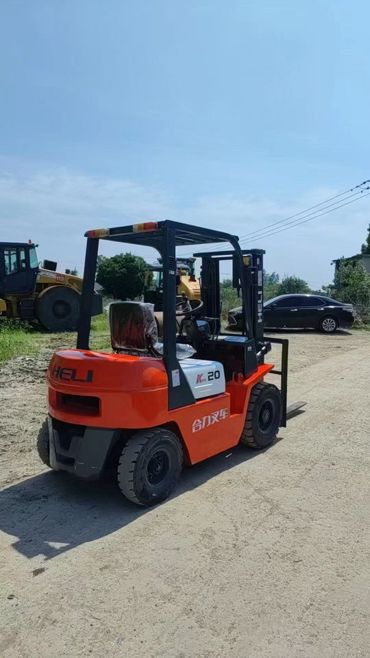 HELI Forklift K20 Click for Discount - Дизел вилушкар: слика 3 HELI Forklift K20 Click for Discount - Дизел вилушкар: слика 3