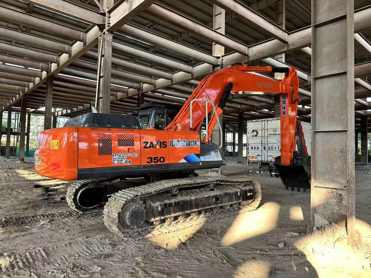 HITACHI ZX350 Excavator Click for Discount - Багер: слика 1 HITACHI ZX350 Excavator Click for Discount - Багер: слика 1