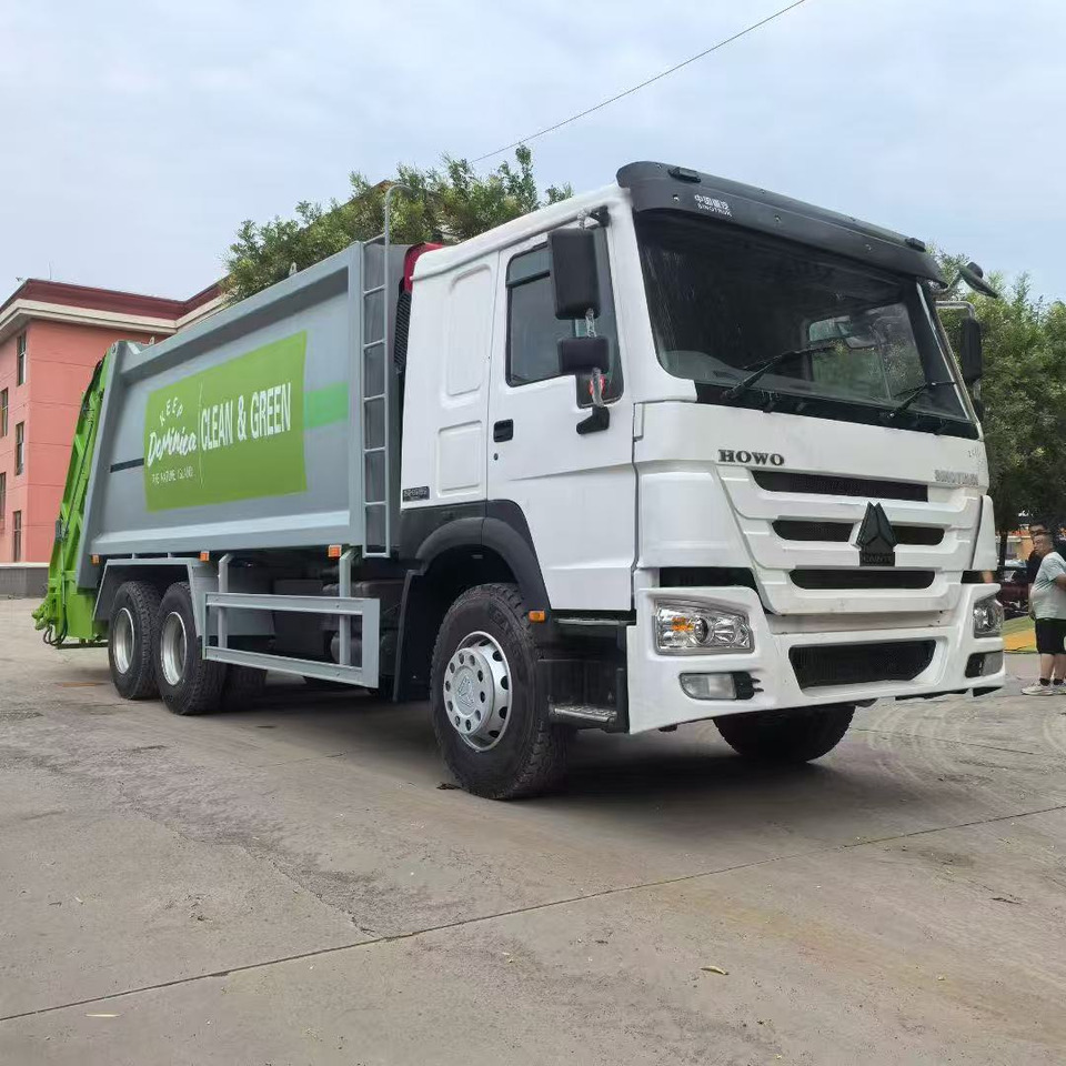 HOWO Garbage Truck Click Here for Discount - Камион за ѓубре: слика 2 HOWO Garbage Truck Click Here for Discount - Камион за ѓубре: слика 2