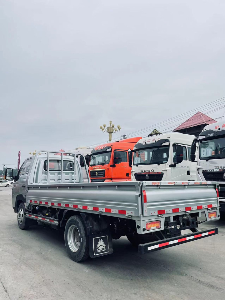 HOWO Howo Automatic Dump Truck L1s 4✖2 - Комби кипер: слика 4 HOWO Howo Automatic Dump Truck L1s 4✖2 - Комби кипер: слика 4