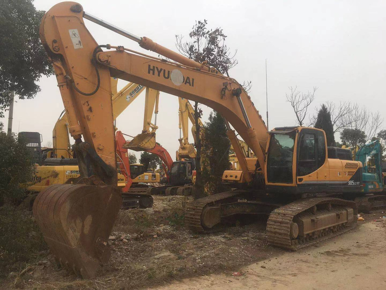 HYUNDAI R385LC-9 - Багер гасеничар: слика 3 HYUNDAI R385LC-9 - Багер гасеничар: слика 3