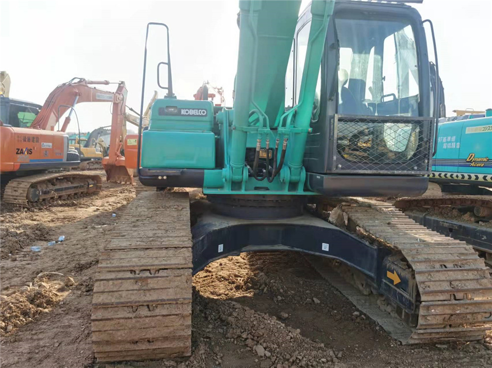 KOBELCO SK200LC - Багер гасеничар: слика 5 KOBELCO SK200LC - Багер гасеничар: слика 5
