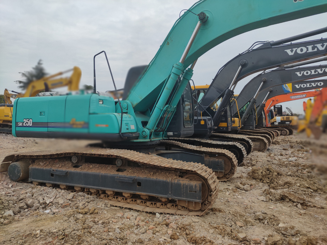 KOBELCO SK250 - Багер гасеничар: слика 1 KOBELCO SK250 - Багер гасеничар: слика 1