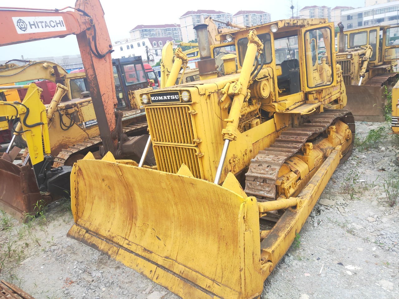 KOMATSU D155 - Булдожер: слика 2 KOMATSU D155 - Булдожер: слика 2