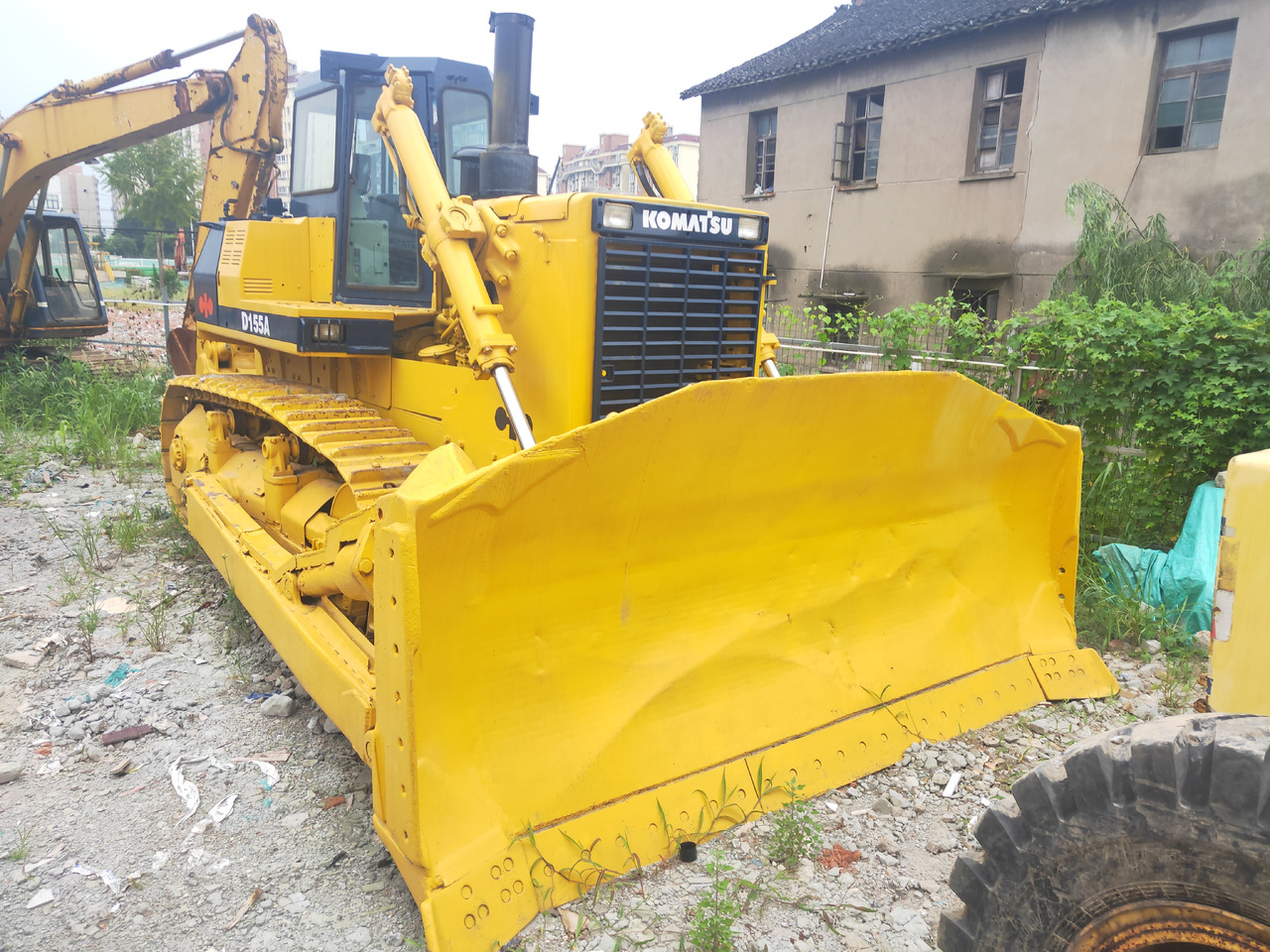 KOMATSU D155A-2 - Булдожер: слика 2 KOMATSU D155A-2 - Булдожер: слика 2