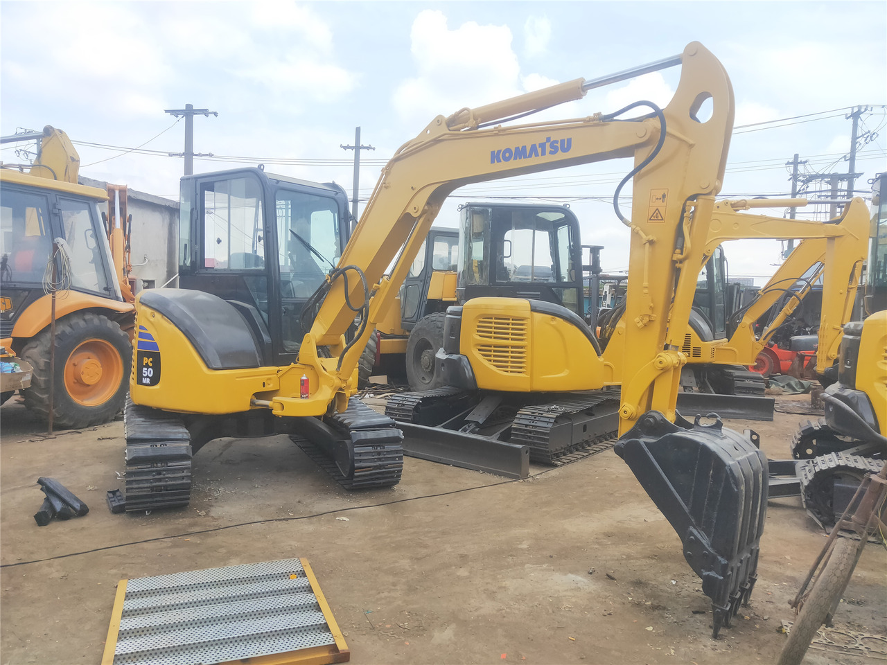KOMATSU Mini Excavator PC50MR - Мини багер: слика 2 KOMATSU Mini Excavator PC50MR - Мини багер: слика 2