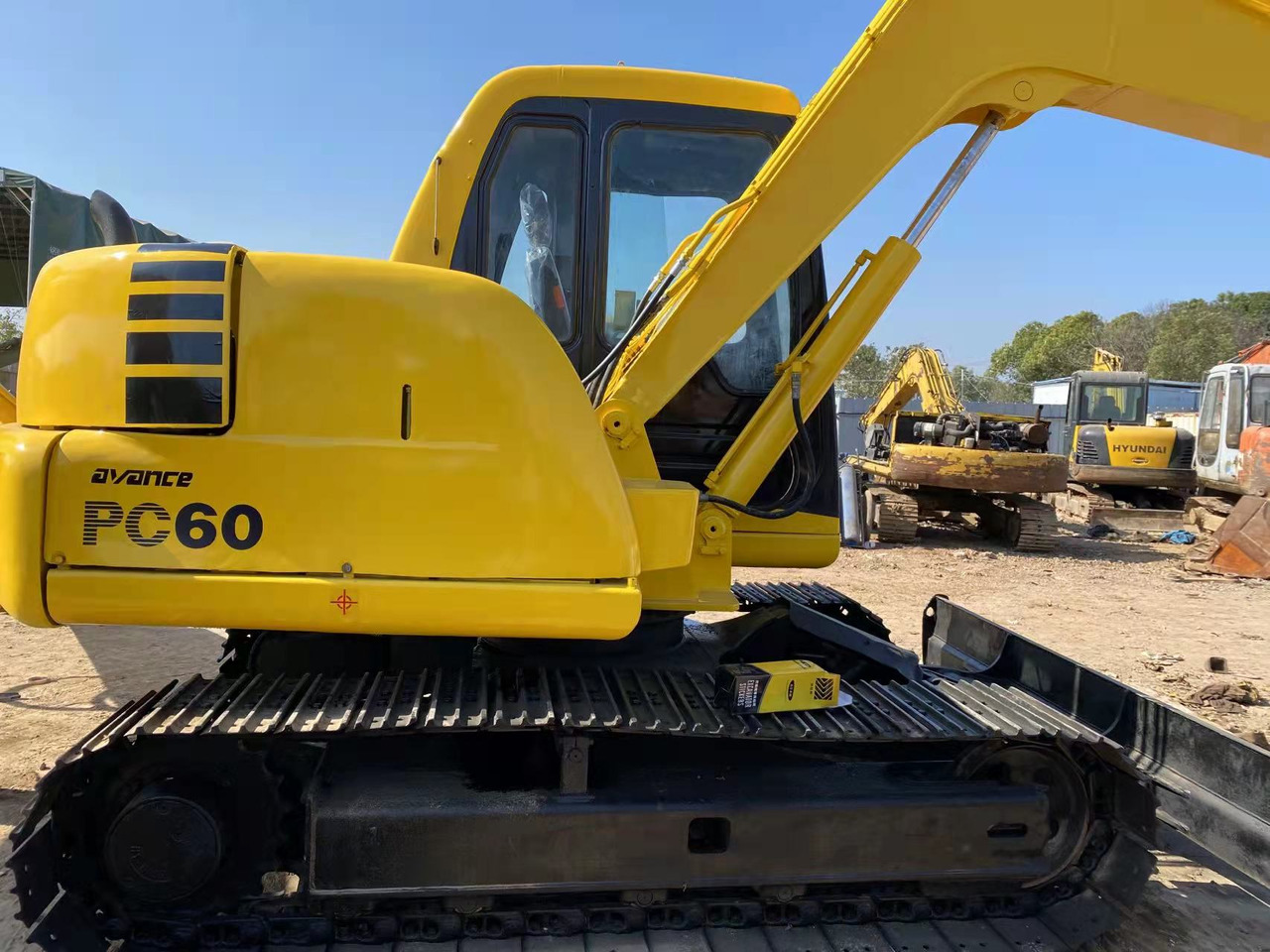 KOMATSU PC60-7 - Багер гасеничар: слика 5 KOMATSU PC60-7 - Багер гасеничар: слика 5
