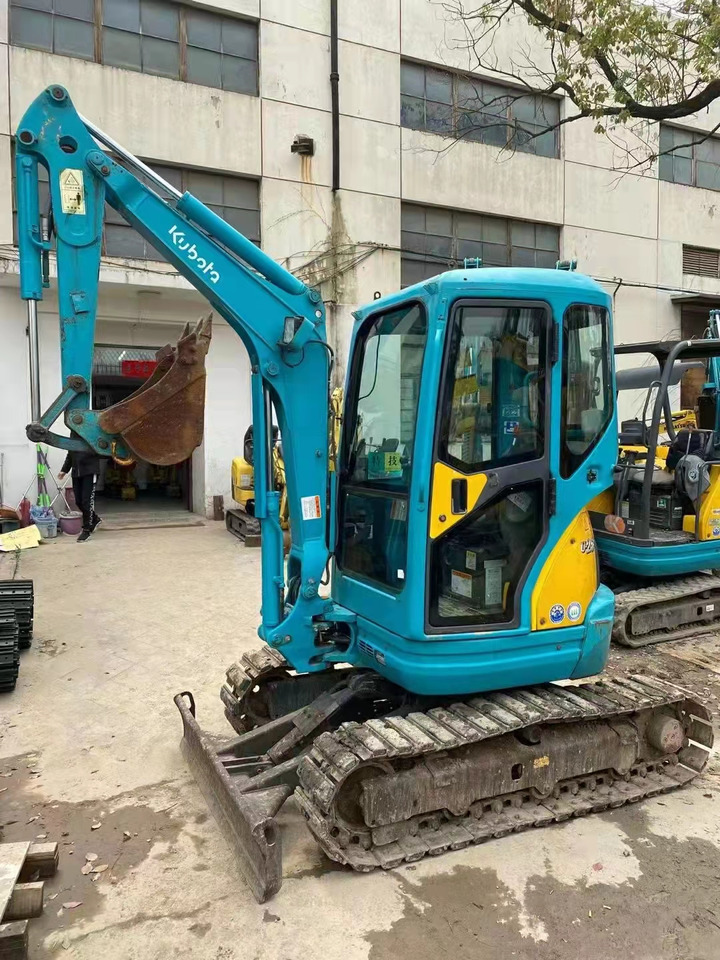 KUBOTA - Мини багер: слика 2 KUBOTA - Мини багер: слика 2