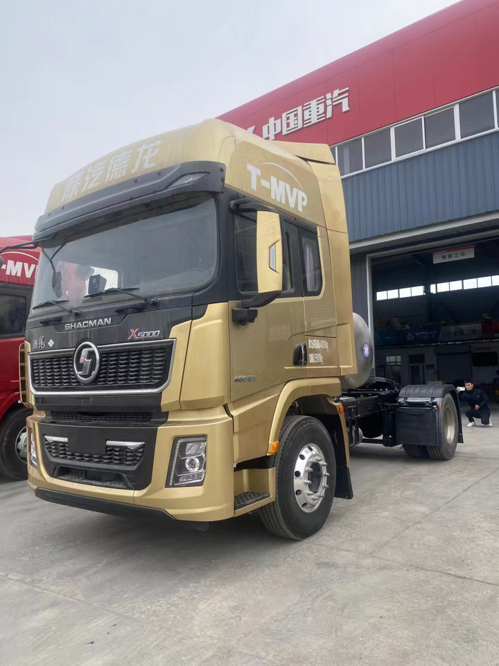 SINOTRUK Delong X5000 4X2 Atomatic Tractor Unit - Камион влекач: слика 1 SINOTRUK Delong X5000 4X2 Atomatic Tractor Unit - Камион влекач: слика 1