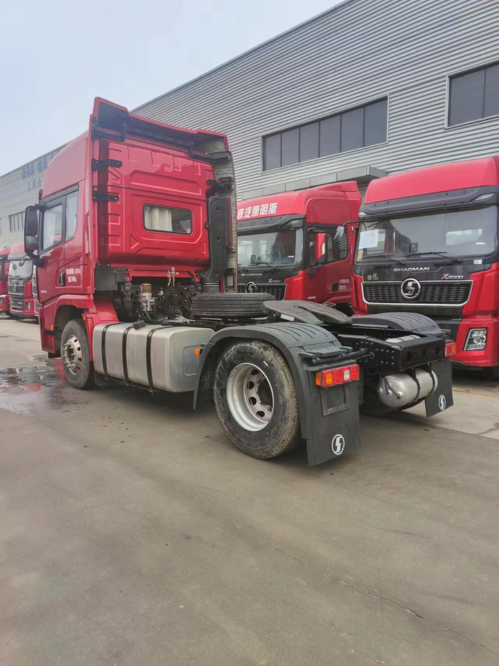 SINOTRUK Delong X5000 4X2 Truck Unit Automatic Transmission - Камион влекач: слика 3 SINOTRUK Delong X5000 4X2 Truck Unit Automatic Transmission - Камион влекач: слика 3