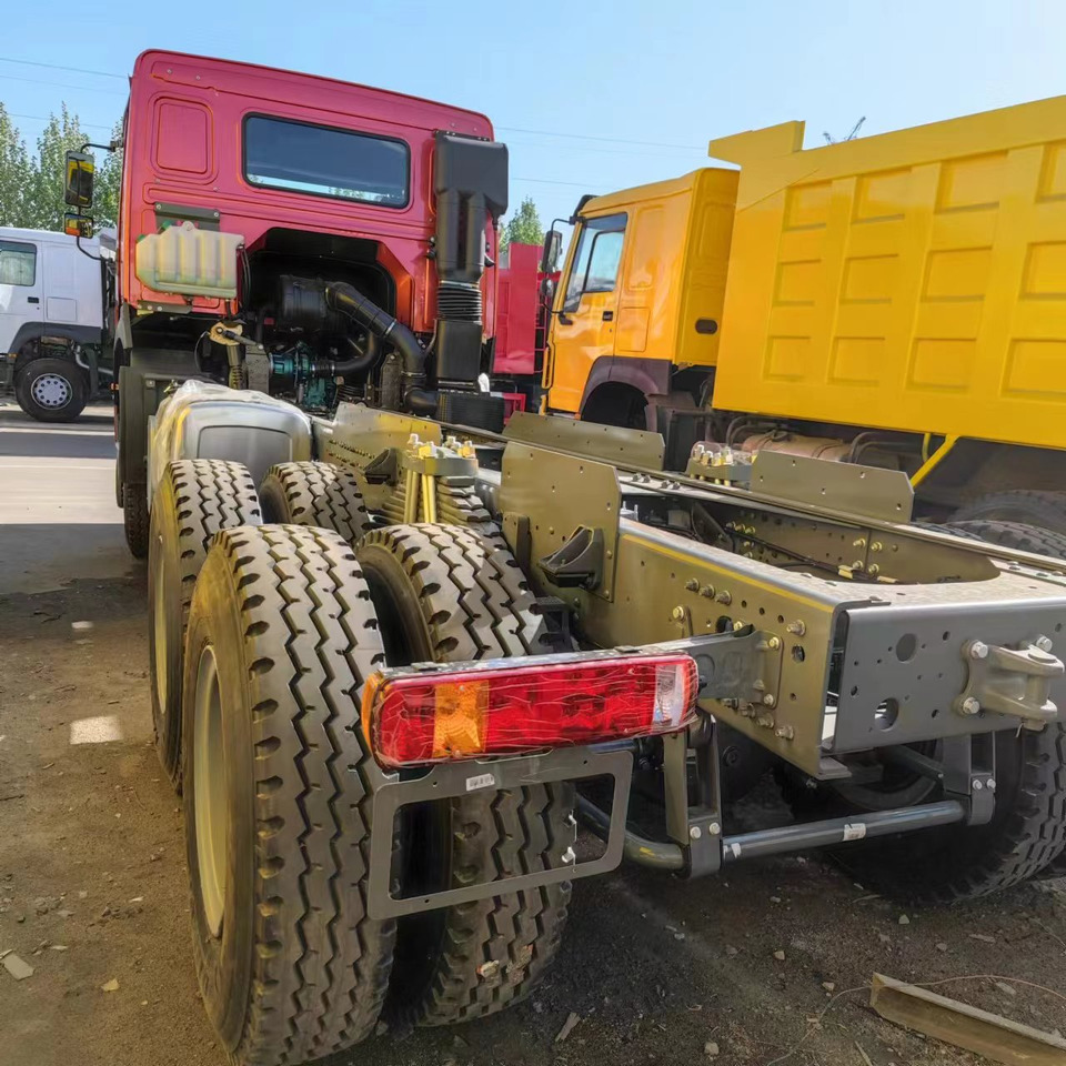 SINOTRUK HOWO 371 CLICK HERE FOR DISCOUNT - Камион влекач: слика 5 SINOTRUK HOWO 371 CLICK HERE FOR DISCOUNT - Камион влекач: слика 5