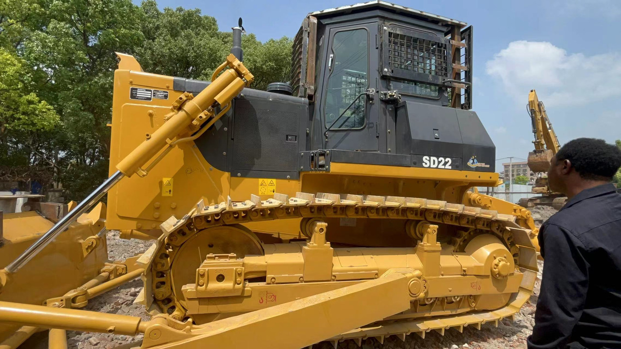SHANTUI Bulldozer SD22 Low Hours with Claws - Булдожер: слика 2 SHANTUI Bulldozer SD22 Low Hours with Claws - Булдожер: слика 2
