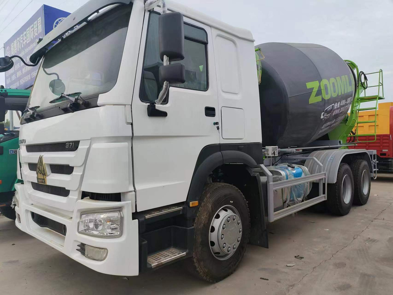SINOTRUK HOWO 371 CLICK HERE FOR DISCOUNT - Камион миксер за бетон: слика 2 SINOTRUK HOWO 371 CLICK HERE FOR DISCOUNT - Камион миксер за бетон: слика 2