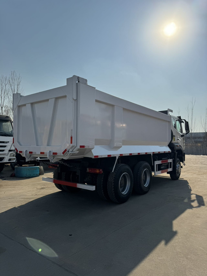 SINOTRUK HOWO NX371 6X4 - Кипер: слика 3 SINOTRUK HOWO NX371 6X4 - Кипер: слика 3