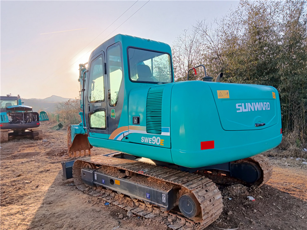 SUNWARD SWE90N - Багер гасеничар: слика 3 SUNWARD SWE90N - Багер гасеничар: слика 3