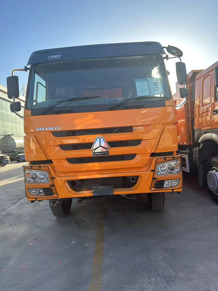 Sinotrack HOWO 6x4 Dump Truck Click for Discount - Кипер: слика 4 Sinotrack HOWO 6x4 Dump Truck Click for Discount - Кипер: слика 4