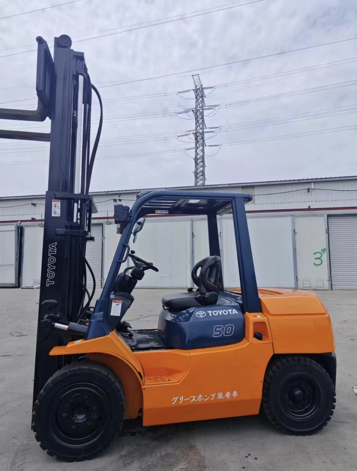 TOYOTA 5Ton Forklift Click Here for Discount - Дизел вилушкар: слика 3 TOYOTA 5Ton Forklift Click Here for Discount - Дизел вилушкар: слика 3