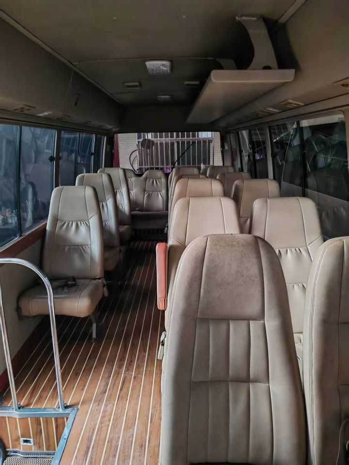 TOYOTA Coaster Mini Bus - Патнички вагон автобус: слика 5 TOYOTA Coaster Mini Bus - Патнички вагон автобус: слика 5