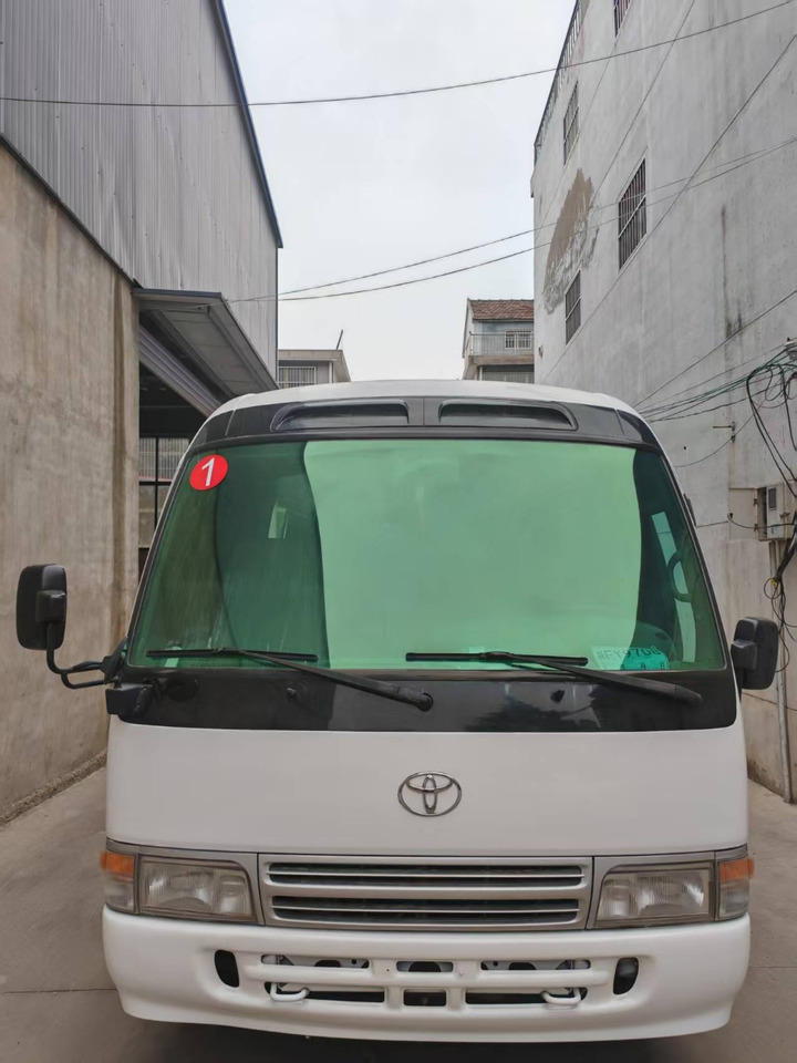 TOYOTA Hiace Bus 13 Seats - Патнички вагон автобус: слика 3 TOYOTA Hiace Bus 13 Seats - Патнички вагон автобус: слика 3