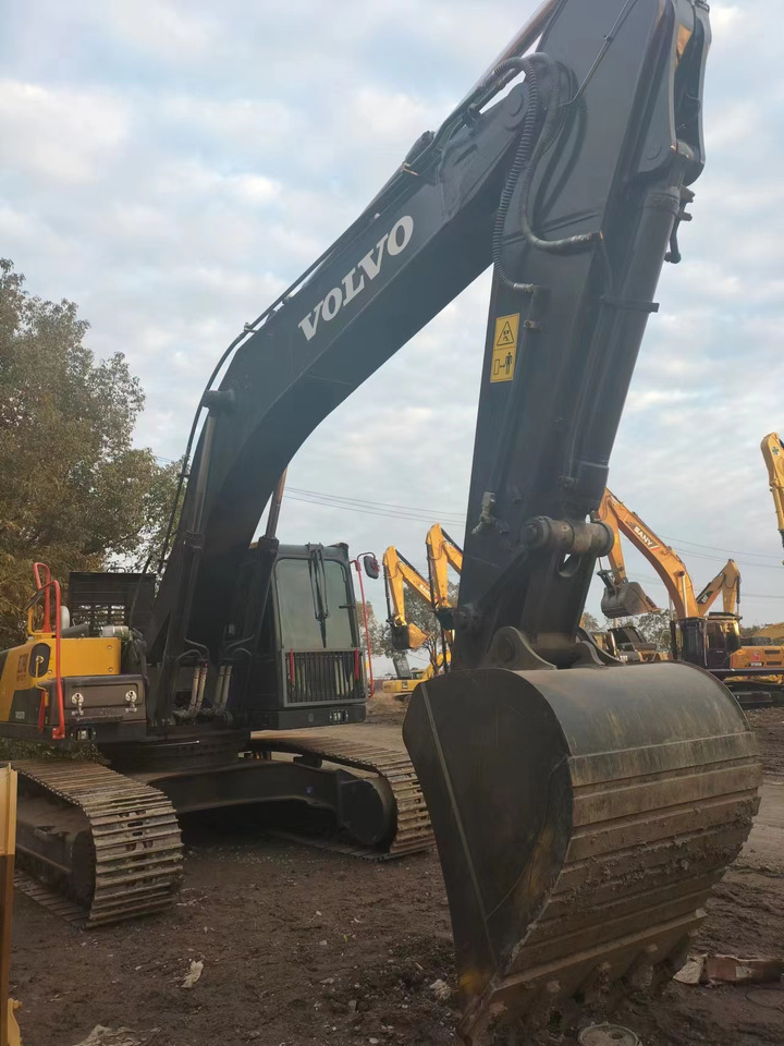 VOLVO EC290 Excavator Click for Discount - Багер: слика 1 VOLVO EC290 Excavator Click for Discount - Багер: слика 1