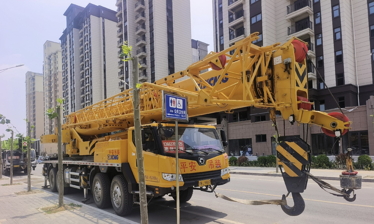XCMG Crane QY75K - Кран: слика 1 XCMG Crane QY75K - Кран: слика 1
