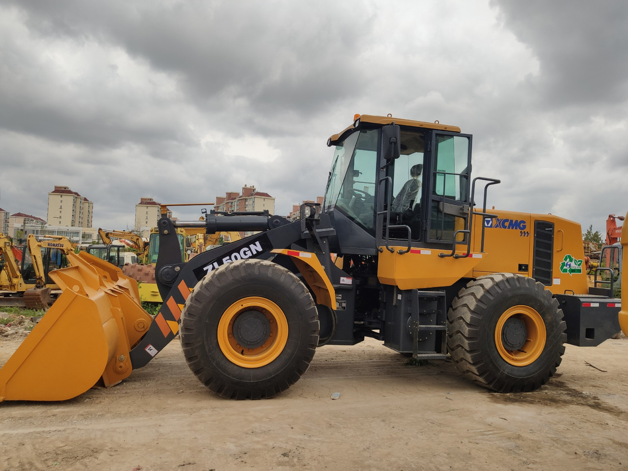 XCMG Wheel Excavator ZL50G Click Here for Discount - Багер на тркала: слика 5 XCMG Wheel Excavator ZL50G Click Here for Discount - Багер на тркала: слика 5