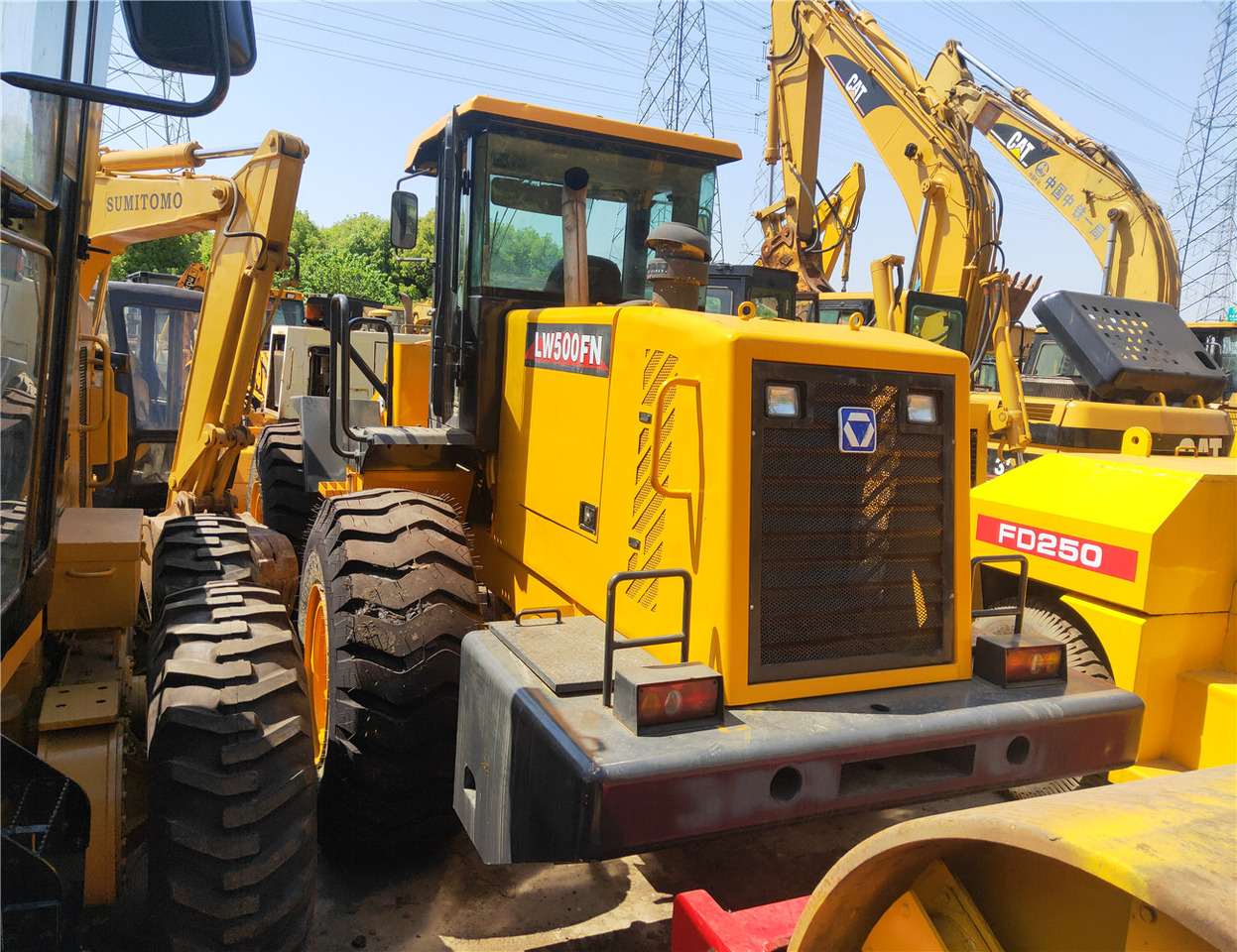XCMG Wheel Loader LW500FN Click for Discount - Натоварувач на тркала: слика 1 XCMG Wheel Loader LW500FN Click for Discount - Натоварувач на тркала: слика 1
